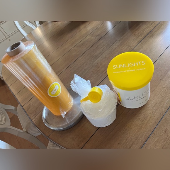 Bleach and clear rap roll - Picture 2 of 2